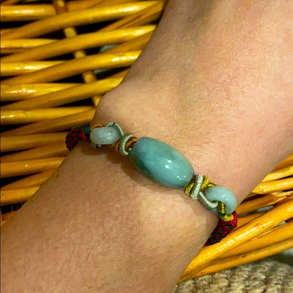 Jade adjustable size bracelet